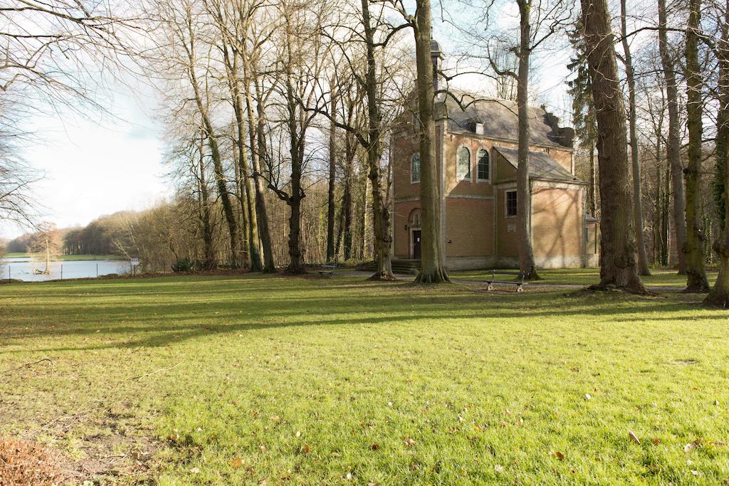 Togo Guesthouse Tervuren Ngoại thất bức ảnh
